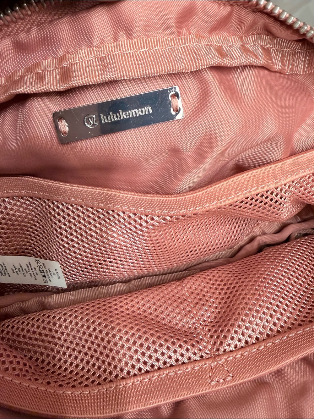 LULULEMON EVERYWHERE BELT BAG - Picture 4 of 4
